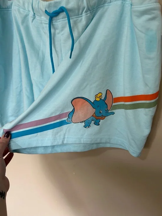 NWT Disney Parks Dumbo The Flying Elephant Retro Lounge Shorts - 1X - Picture 3 of 8